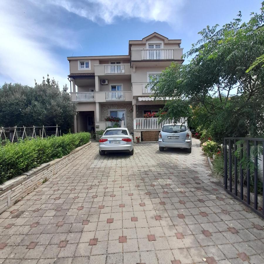 Apartments Filipovic بيوغْغاد نا موغو المظهر الخارجي الصورة