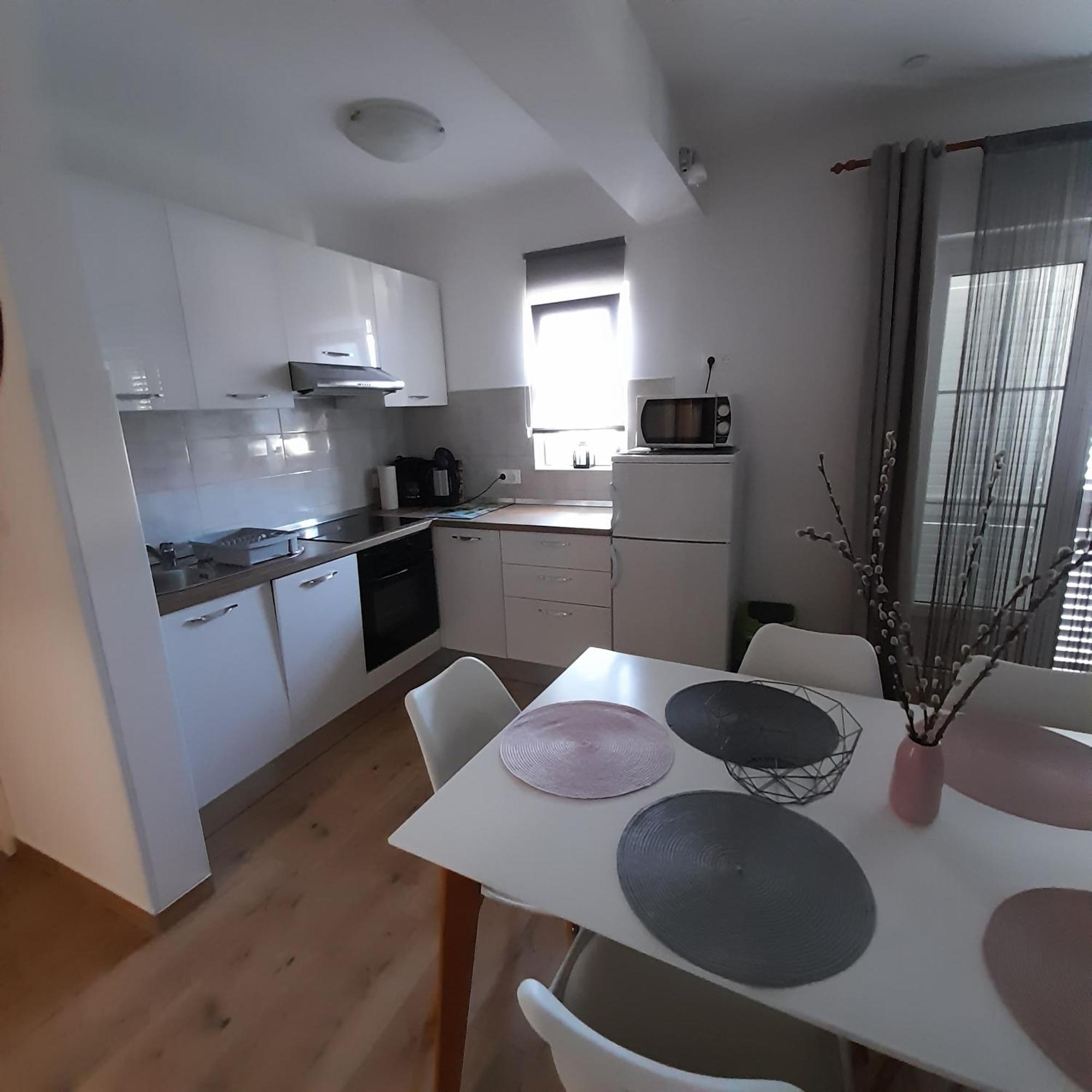 Apartments Filipovic بيوغْغاد نا موغو المظهر الخارجي الصورة